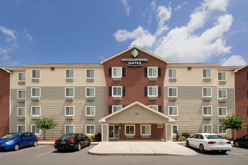 WoodSpring Suites Charlotte Gastonia Main image 1